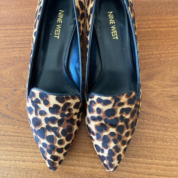 Nine West leopard print calf hair low heels - Picture 3 of 6